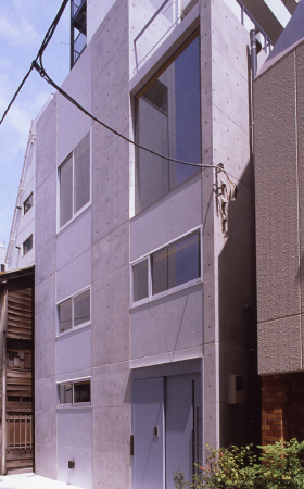 SOCIUSが建てた東京の狭小住宅施工事例3